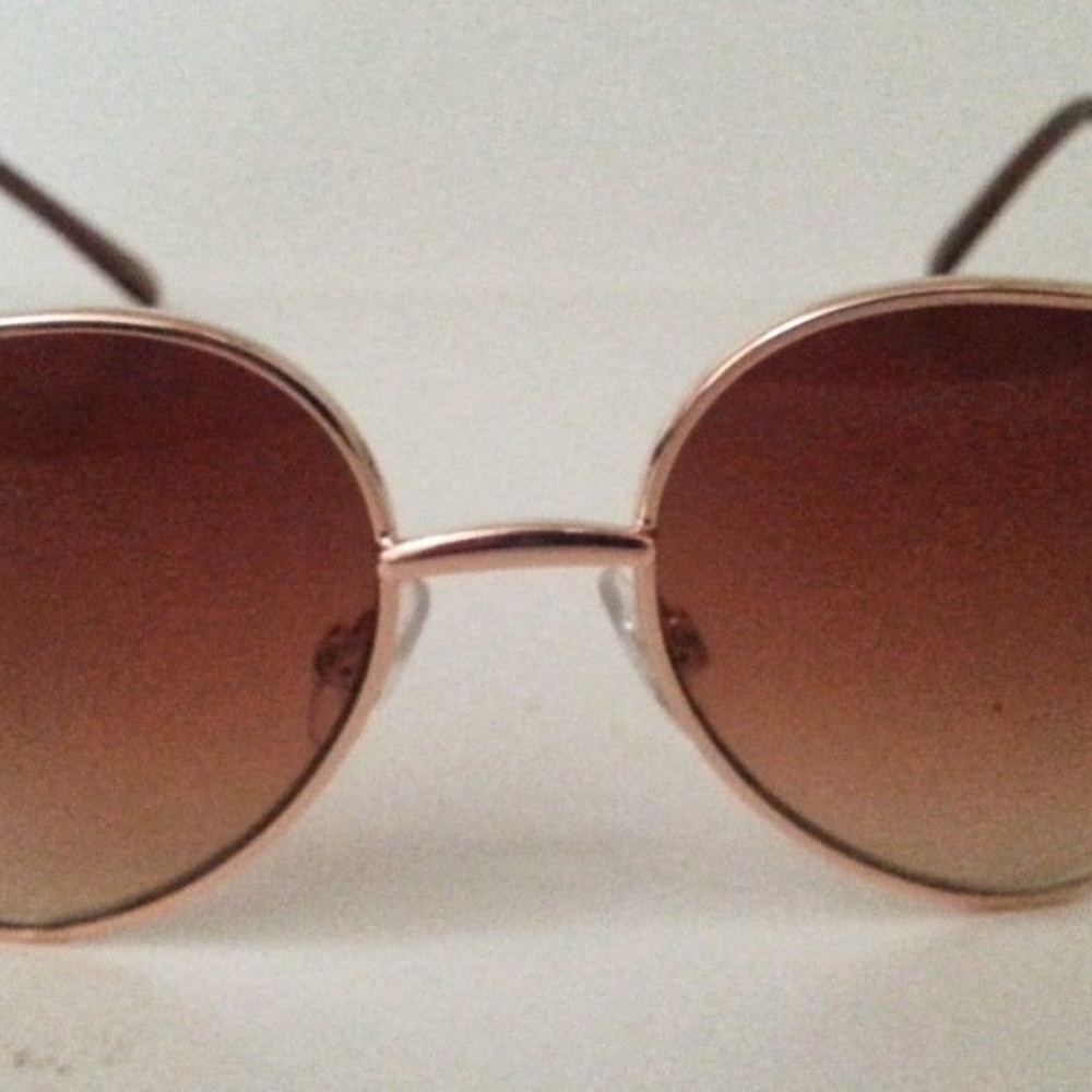 Heart Shape Sunglasses Silver or Gold Metal Frame - Picture 4 of 9
